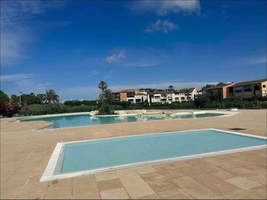 Proche St Tropez Refait A Neuf Bord De Plage Et Piscine Cogolin Exteriér fotografie